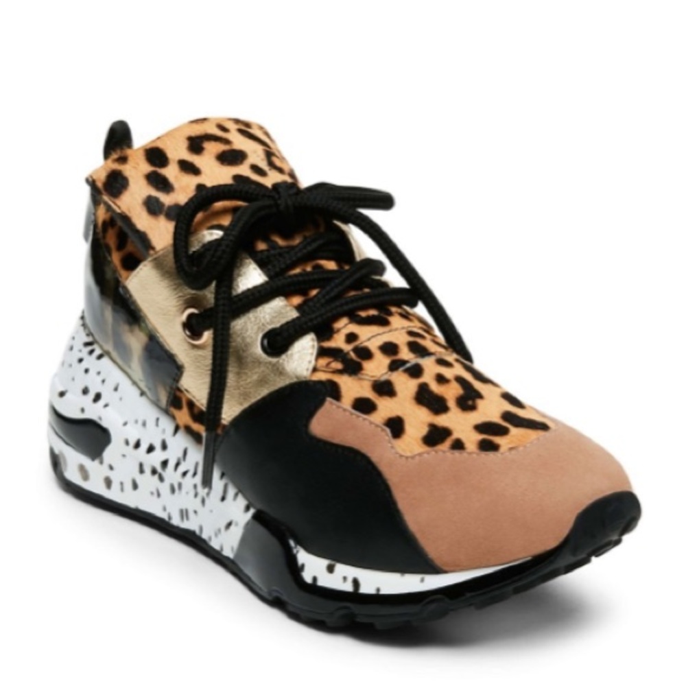 Steve Madden cliff sneakers brand new